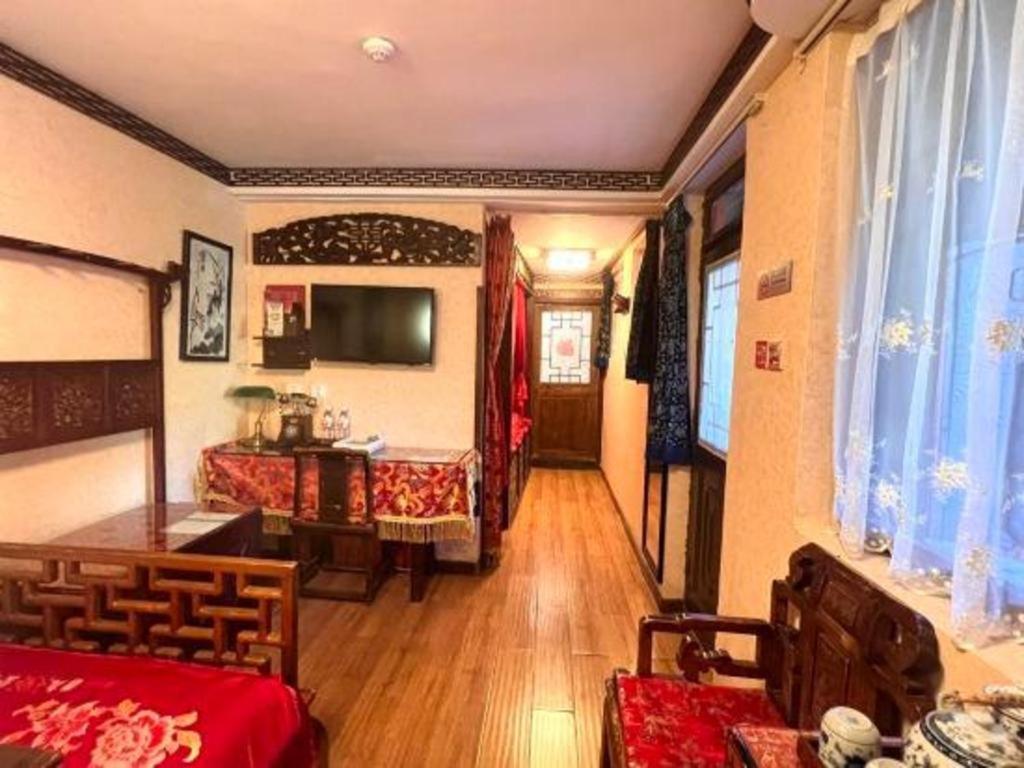 Double Happiness Courtyard Hotel 4*